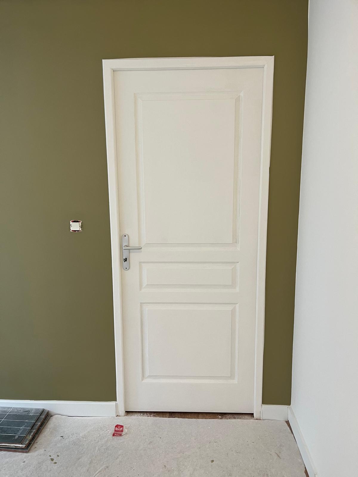 Avant — second angle