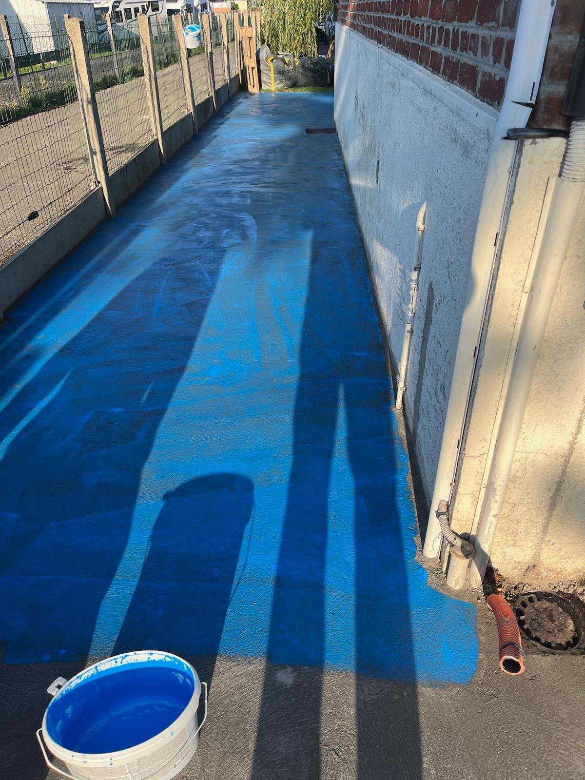 Application du primaire d'accrochage